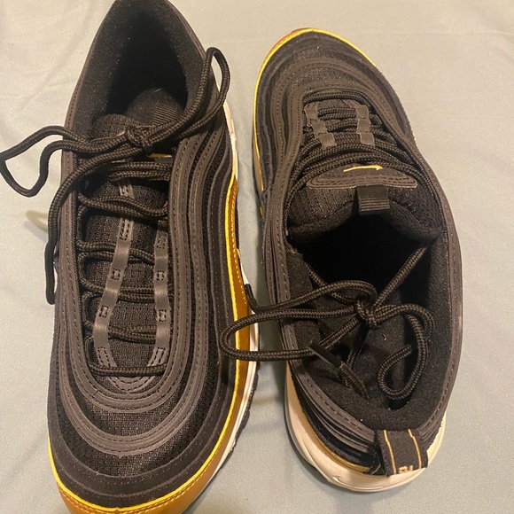 Nike Airmax 97 size 6y barely worn real offers - Picture 9 of 10